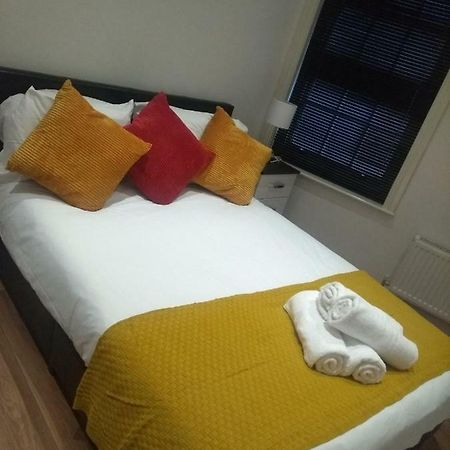 Clifton Apartment Luton  Extérieur photo