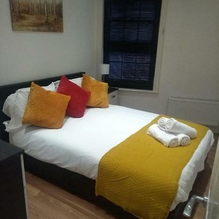 Clifton Apartment Luton  Extérieur photo