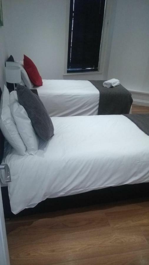 Clifton Apartment Luton  Extérieur photo