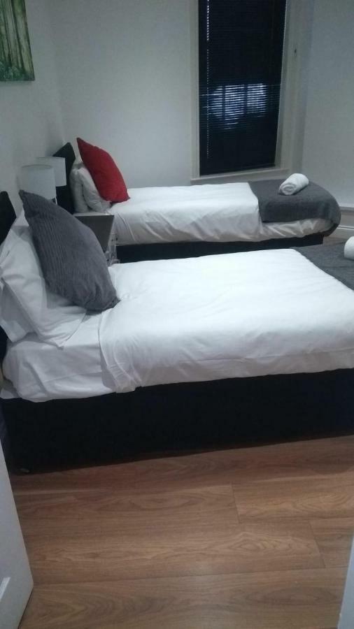 Clifton Apartment Luton  Extérieur photo